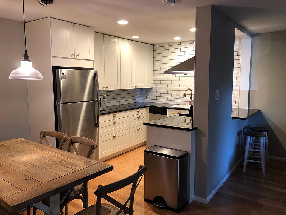1st image of 1366 Garfield St APT 208
