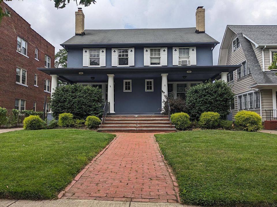 1st image of 1514 W Clifton Blvd