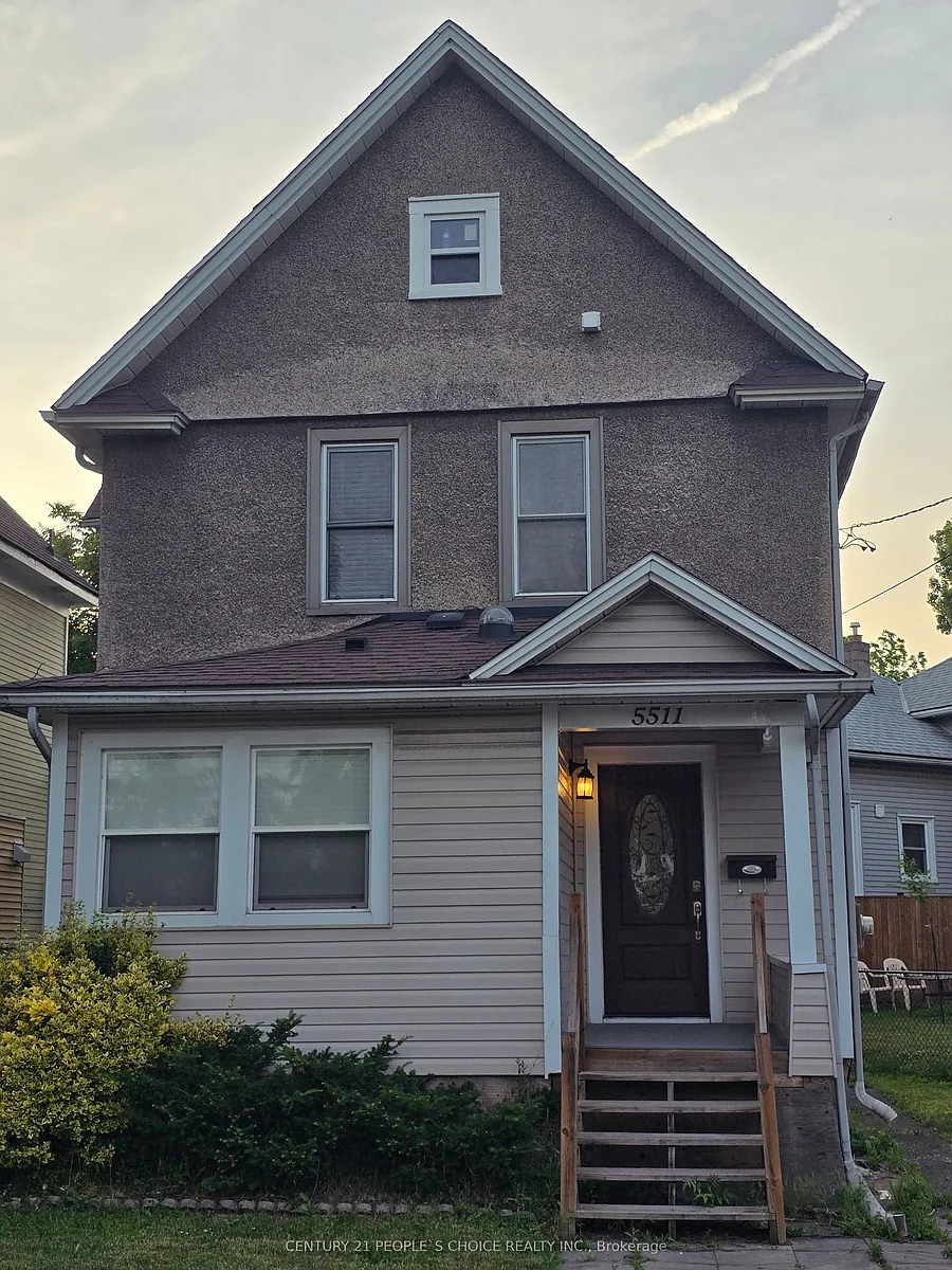 Photo 1 of 26 - 5511 Palmer Ave S - Niagara Falls, ON Primary Photo - 5511 Palmer Ave S