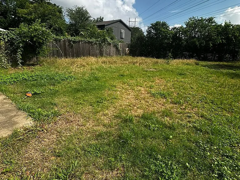 900 Sahara Ave — Photo 6