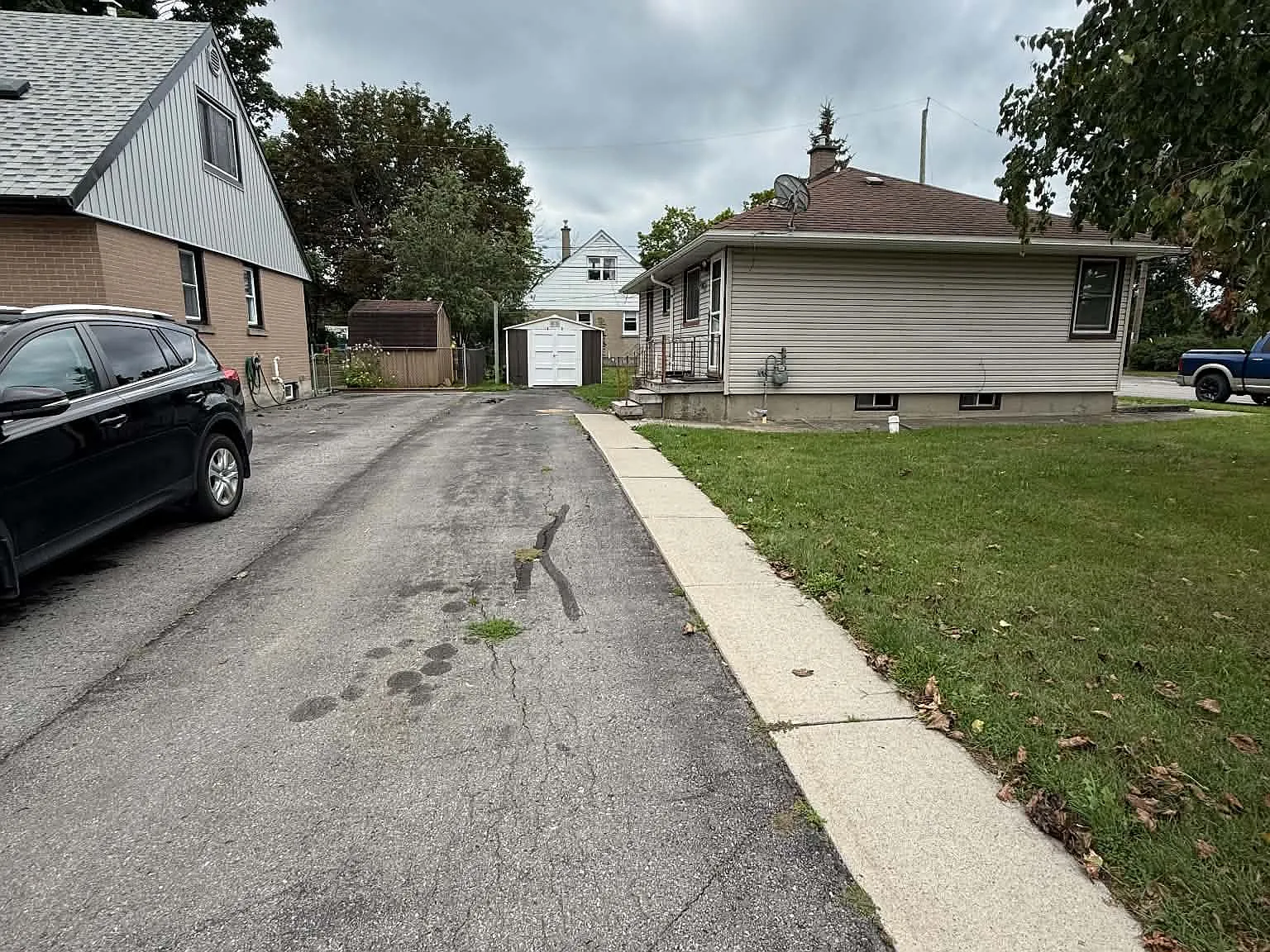 3 bed, $2,400 — Photo 3