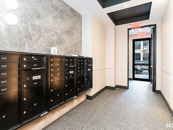 3rd image of 303 Wythe Ave #509