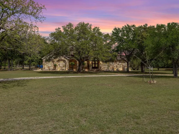 100 Palomino Cv, Jarrell, TX 76537