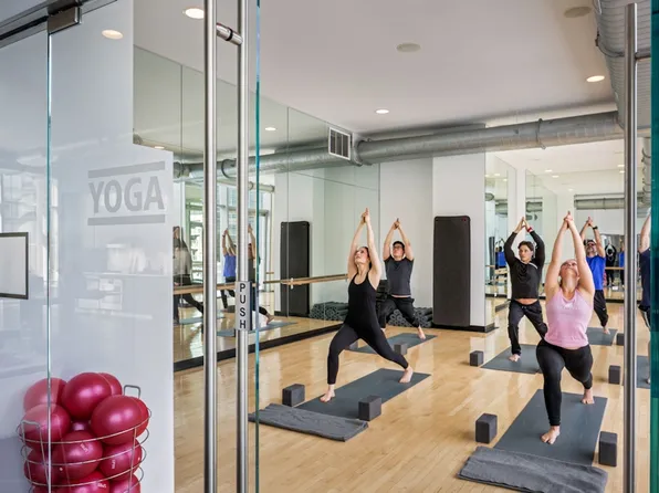 550 West 54th Street image 16 of 27