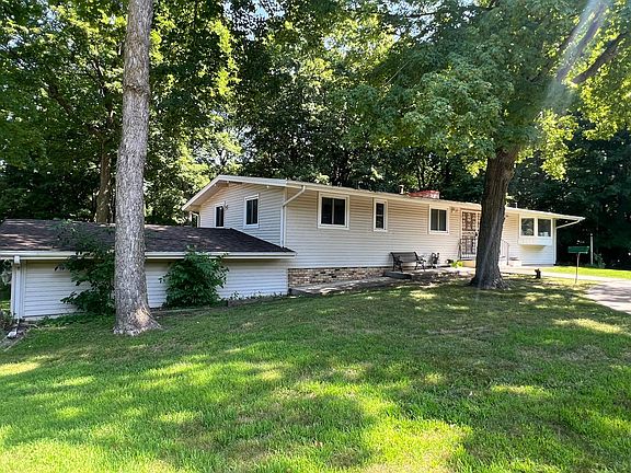 2nd image of 4125 Thrushwood Ln