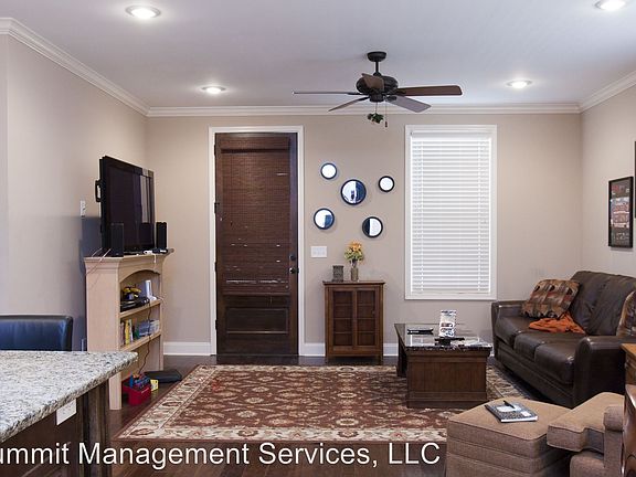 2nd image of 110 Tanglewood Dr
