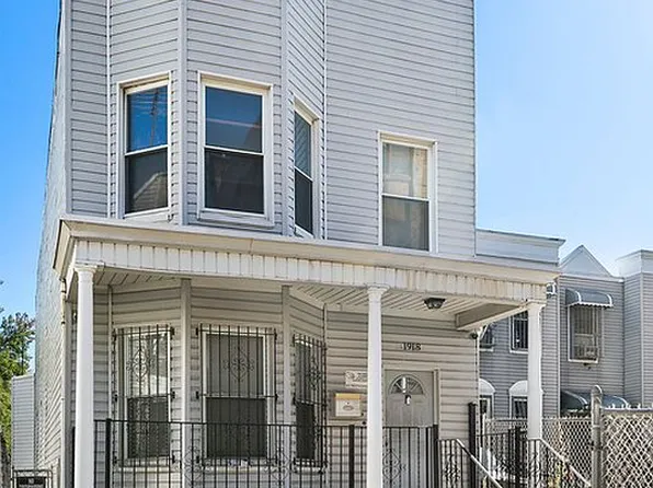 1918 Daly Ave, Bronx, NY 10460