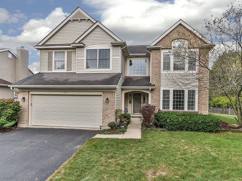 2nd image of 1514 Autumncrest Dr
