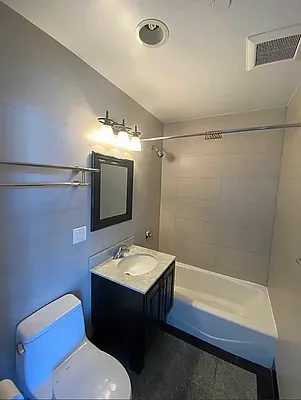 Rented by Houses of New York Realty LLC | media 40