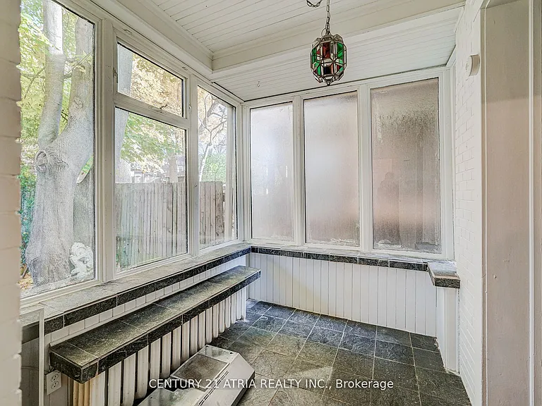 397 Parkside Dr — Photo 11