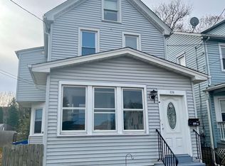 228 W 3rd St #1, Florence, NJ 08518