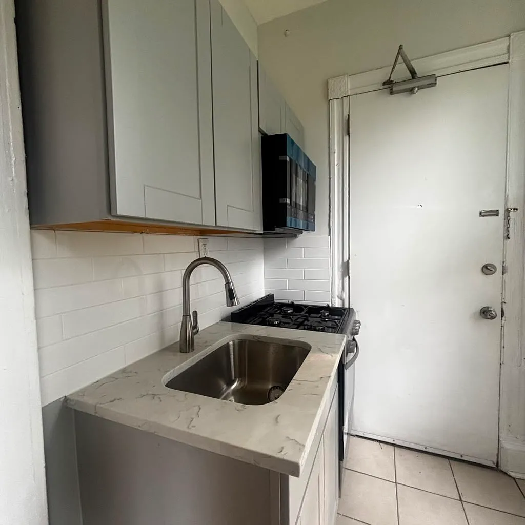 Studio, 500 sqft, $1,499 — Photo 2