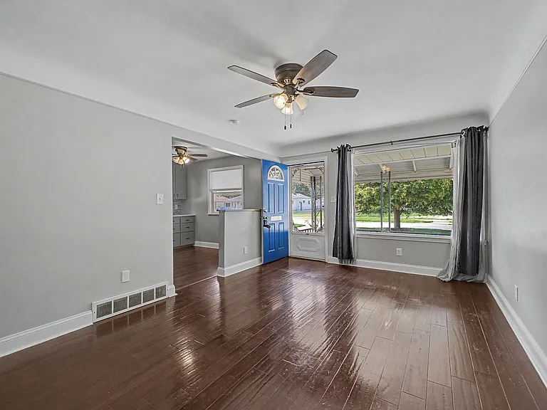 5375 Mayfair St — Photo 6