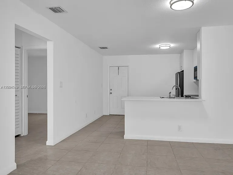 241 NW 40th St #4 — Photo 11