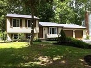 7665 Pegotty Dr NE, Warren, OH 44484