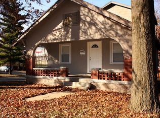 4546 W 50th St, Roeland Park, KS 66205