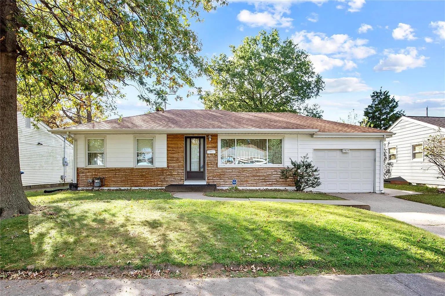 2929 Fortune Dr photo 1