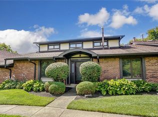 7009 Fallen Oak Trce, Dayton, OH 45459
