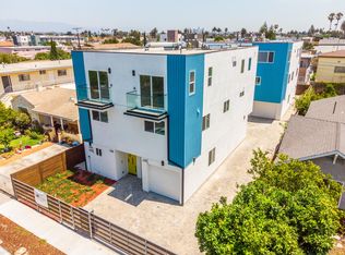 2218 Carmona Ave, Los Angeles, CA 90016