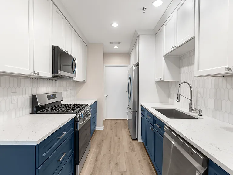 4611 Travis St #801B — Photo 11