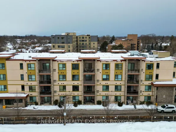 26 Wellington St #205, Saint Catharines, ON L2R 5P8