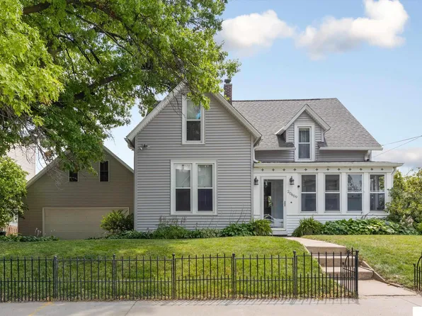 20609 Elkhorn Dr, Elkhorn, NE 68022