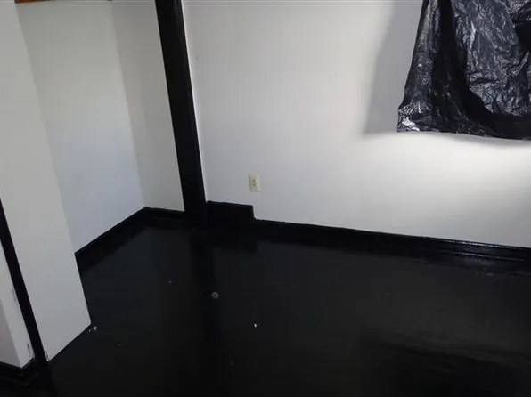 14101 Saratoga St, Detroit, MI 48205