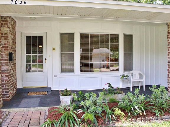 2nd image of 7026 Mount Vernon Cir