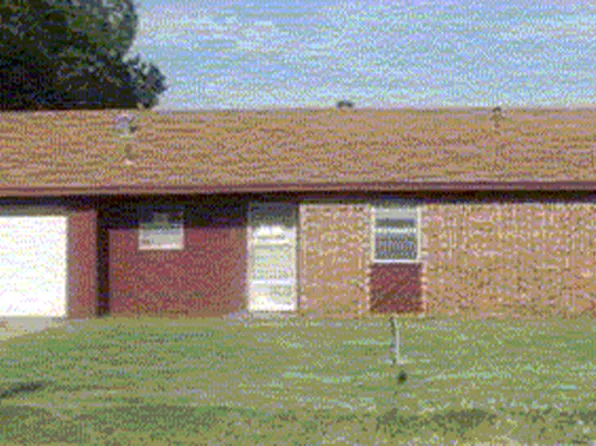 1302 S 4th St, Duncan, OK 73533