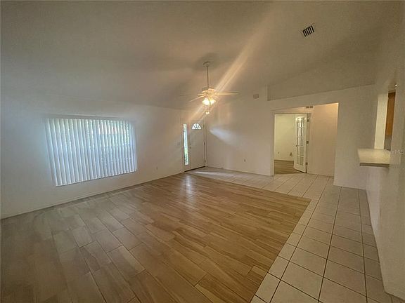 4th image of 35 Palmyra Ln