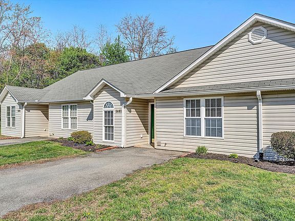 3rd image of 2482 Tuckawana Cir NW #2482