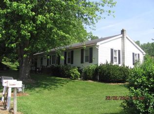 2202 Rosemont Dr, Ashland, KY 41102