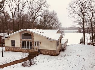 1564 Point Bray Rd, Florence, WI 54121