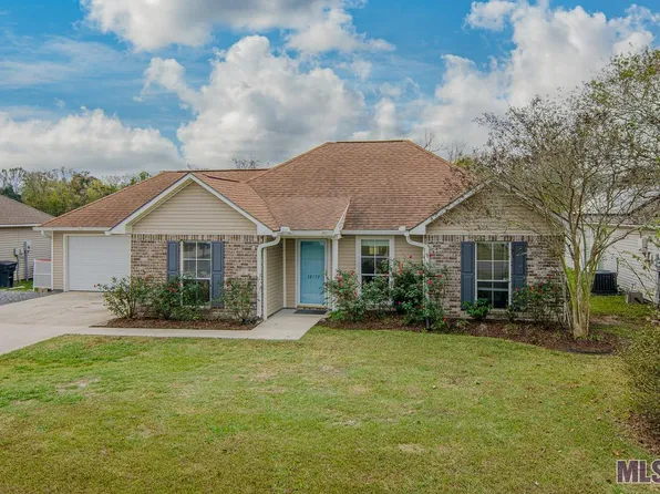 38179 Hidden Point Dr, Geismar, LA 70734