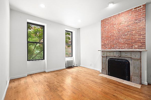 1st image of 1664 3rd Ave APT 2S