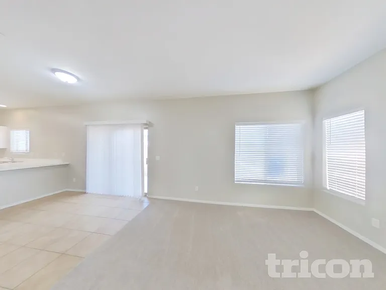 11418 W Mountain View Dr — Photo 3