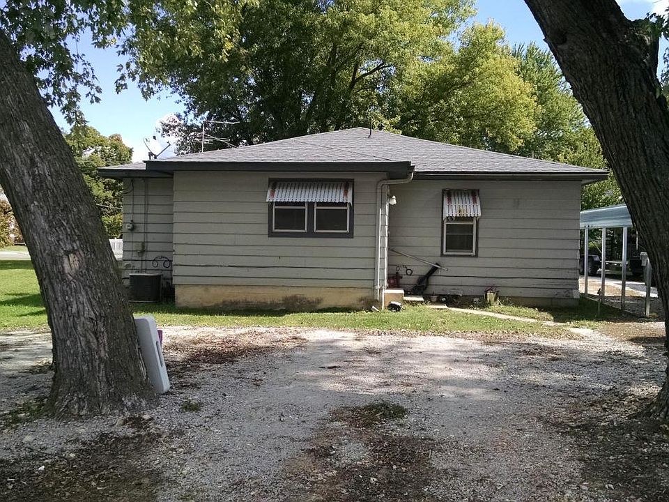 2nd image of 55 N Main St