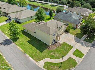 11415 Carson Lake Dr, Jacksonville, FL 32221