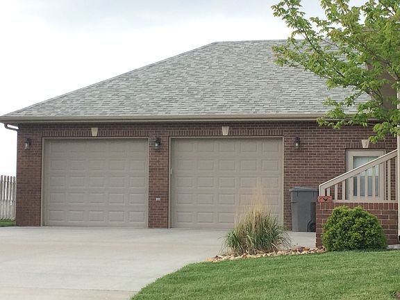 Oversized Garage