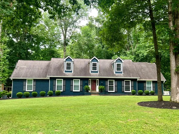 187 Hidden Lake Rd, Hendersonville, TN 37075