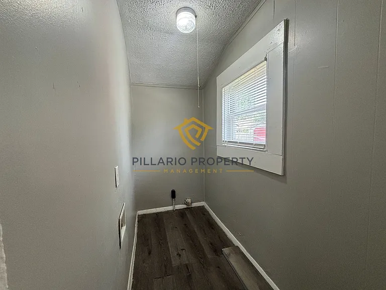 3662 Graceland Ave — Photo 5