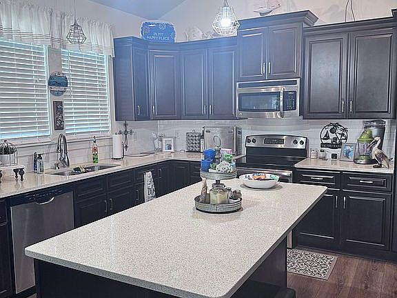 Custom cabinetry lg island