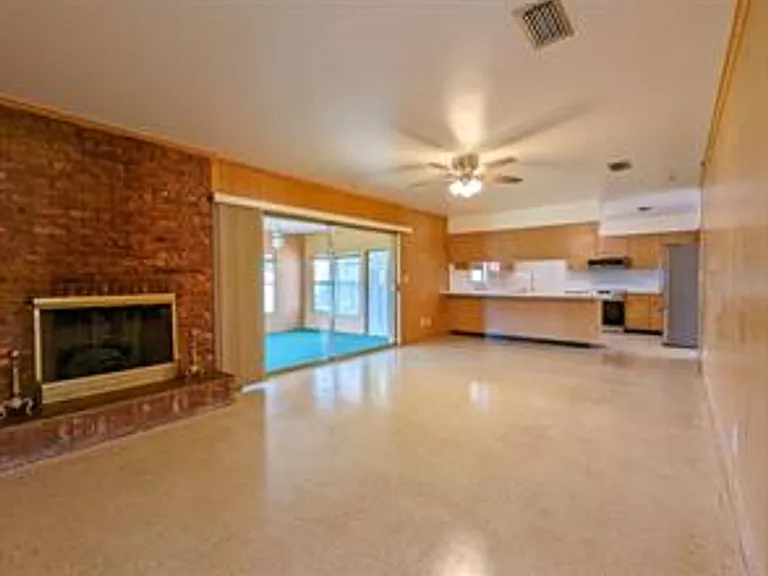 18110 Dorman Rd — Photo 9