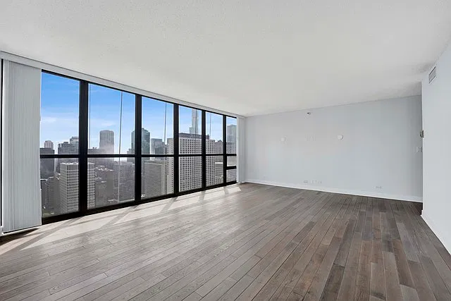 2 bed, 1390 sqft, $3,500 — Photo 4