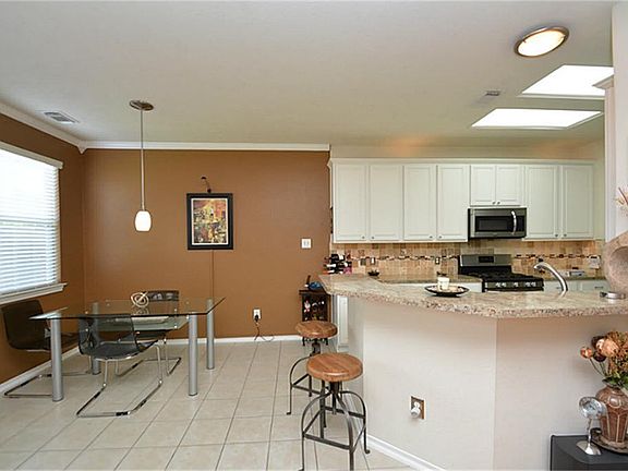 5th image of 6111 Shelbourne Park Ln