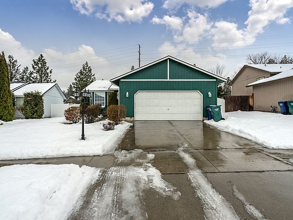3rd image of 1888 W Daly Dr
