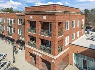634 Meadowmont Village Cir #634, Chapel Hill, NC 27517