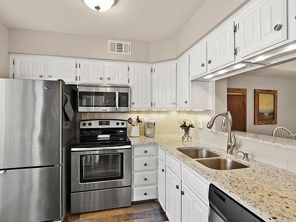 4th image of 5200 Martel Ave APT 17D
