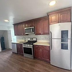 605 East 49th Street, #1