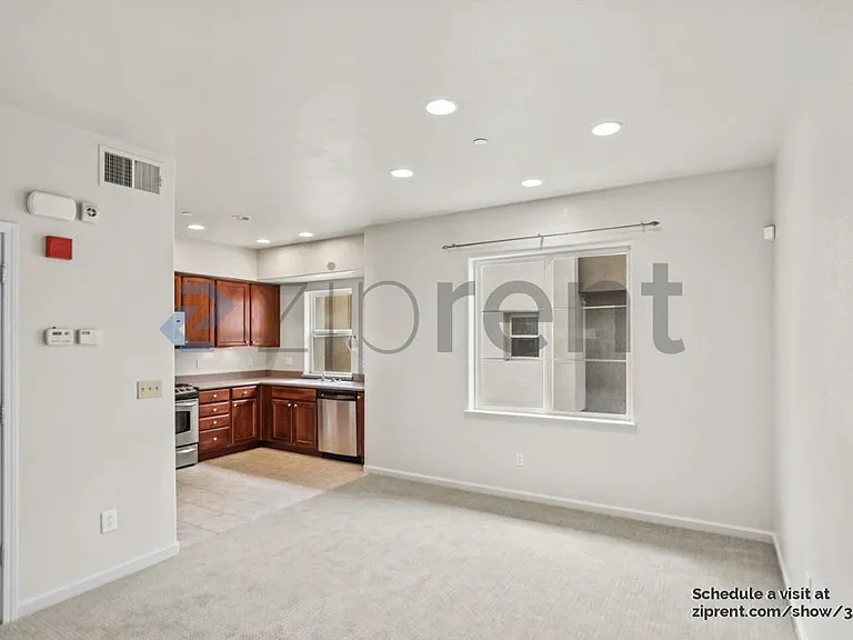2858 10th St — Photo 13